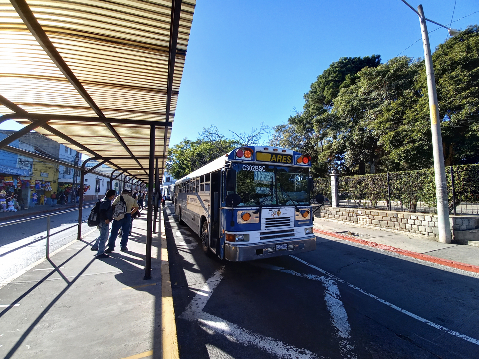 De un brochazo: de buses rojos a transurbanos
