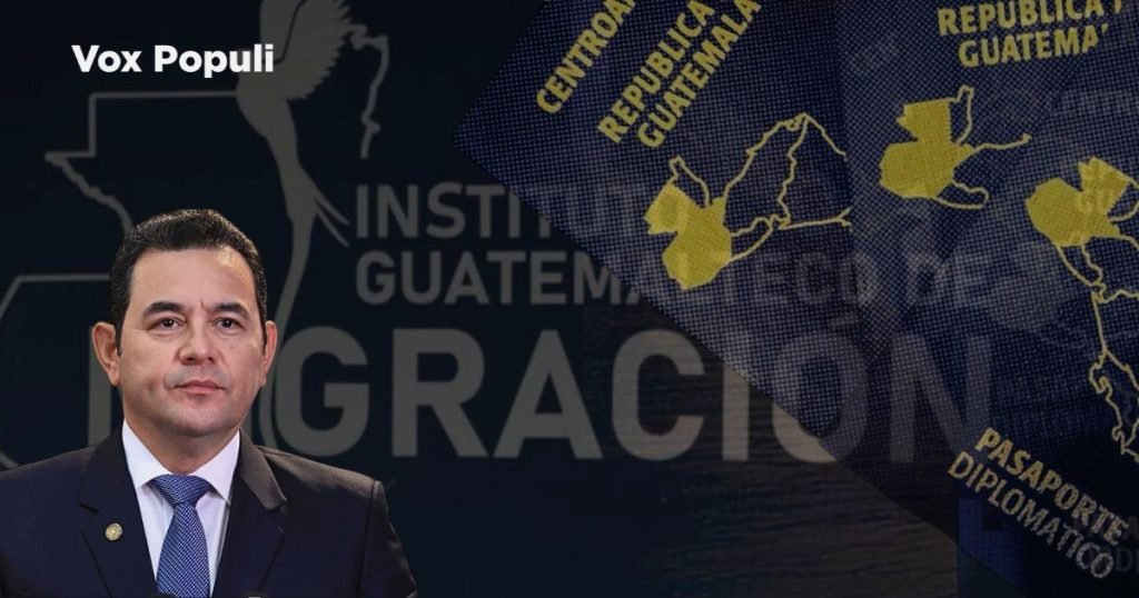 Gobierno le mantiene pasaporte diplomático a Jimmy Morales